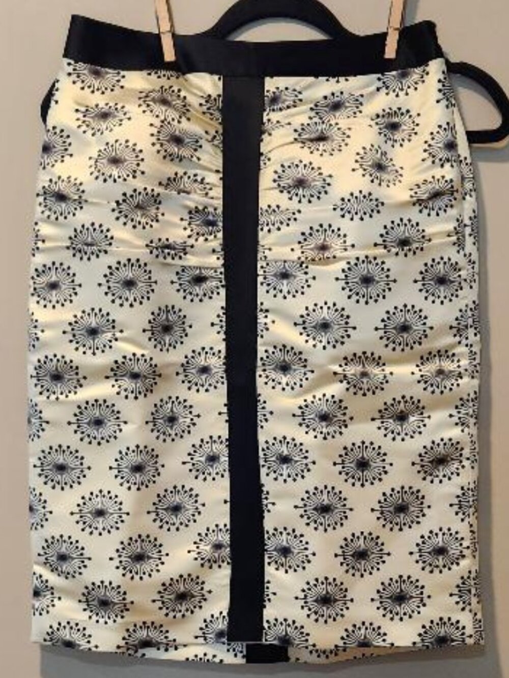 Original Milly of New York 100% Silk Geometric Burst Pencil Skirt Vintage